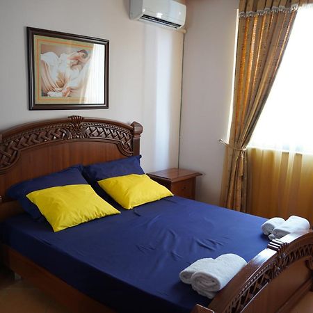 Panoramic Apartment Tirana Exterior photo